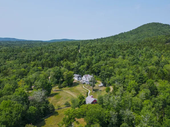 47 South Cobbtown Road, Lincolnville, ME 04849
