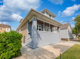2742 E 84th St, Chicago, IL 60617