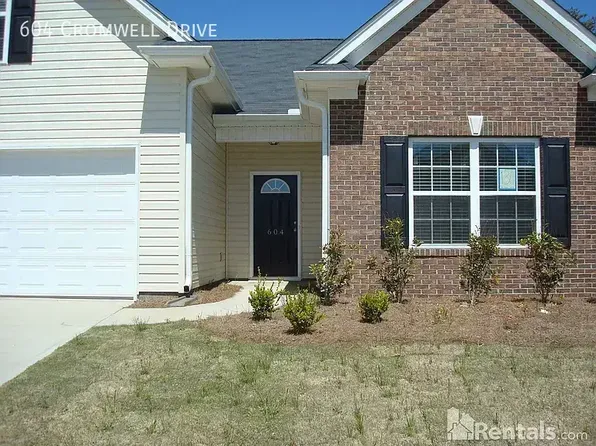 604 Cromwell Dr, Spartanburg, SC 29301