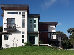 8 Mar Azul S, Ponce Inlet, FL 32127