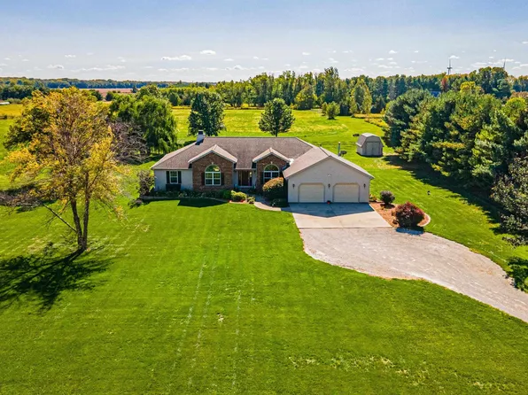 753 State Route 10, Lincoln, IL 62656