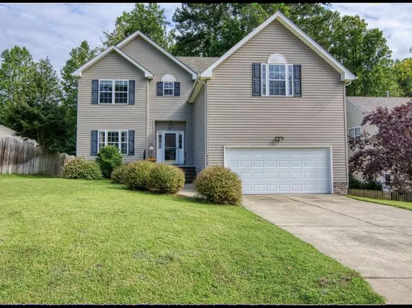 5105 Essex Ct, Williamsburg, VA 23188