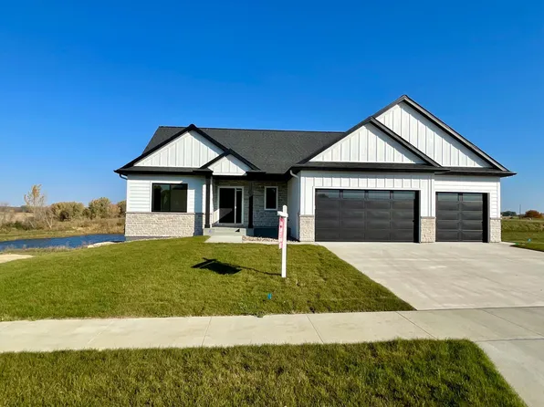 301 Somerby Pkwy NE, Byron, MN 55920