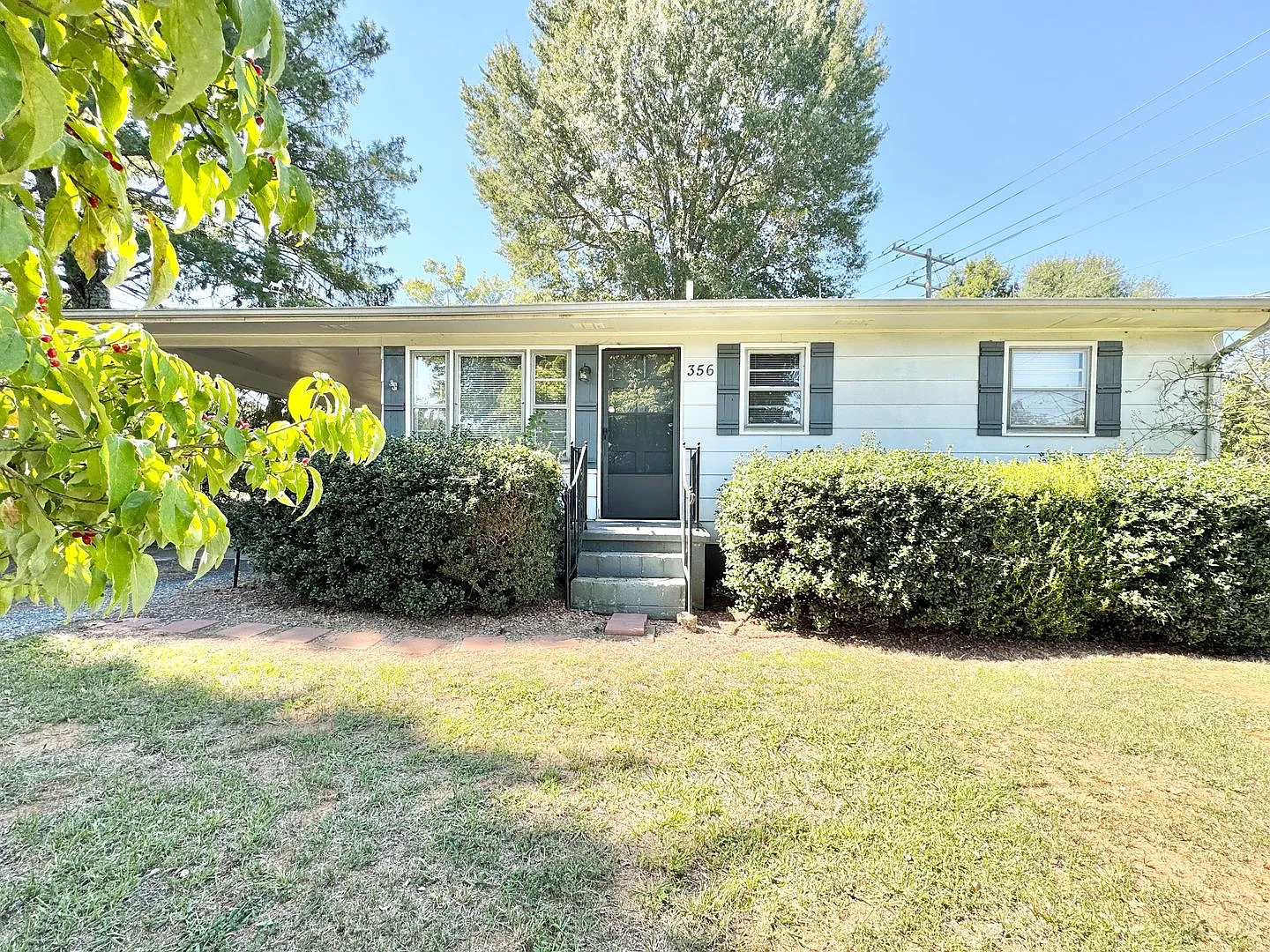 2 Bedroom Stokesdale Home with Fenced Yard Near Carolina Marina — Photo 3