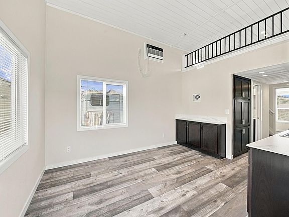 5th image of 115 Plaza Dr #115