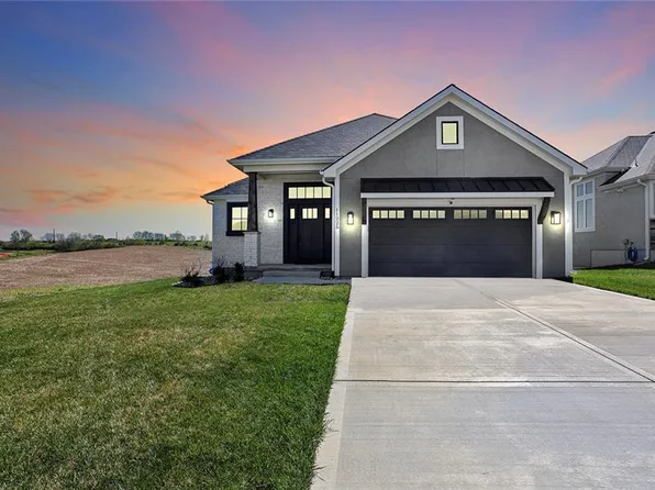 11225 Bluestem Dr, Kearney, MO 64060