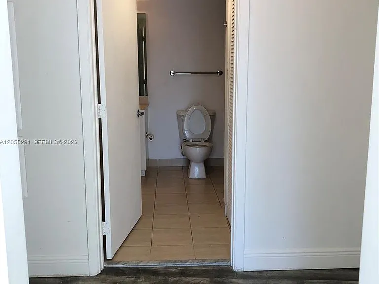 1750 N Bayshore Dr #2012 — Photo 9
