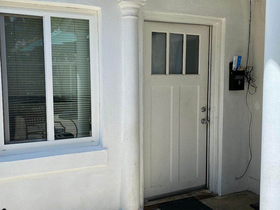 1st image of 2075 El Camino Real #2075