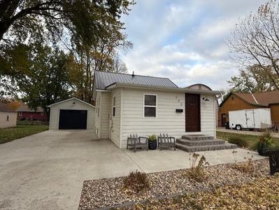 506 16th St, Windom, MN, 56101