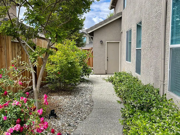 18 Crystal Hill Ct — Photo 59