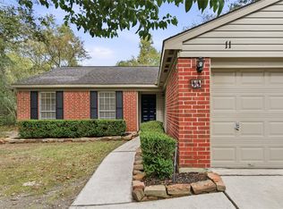 11 Hasting Oak Ct, Spring, TX 77381