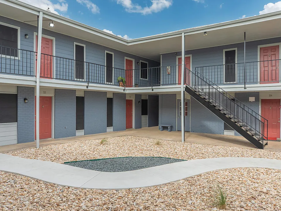Arbor Trails Apartment Homes