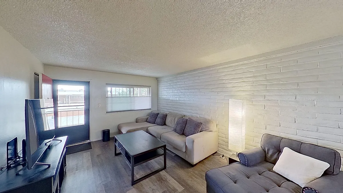 Building Photo - 6800 E Tennessee Ave #163