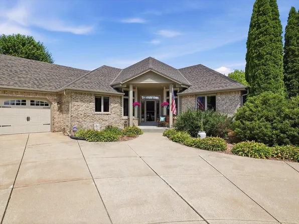 S75W13802 Bluhm COURT, Muskego, WI 53150
