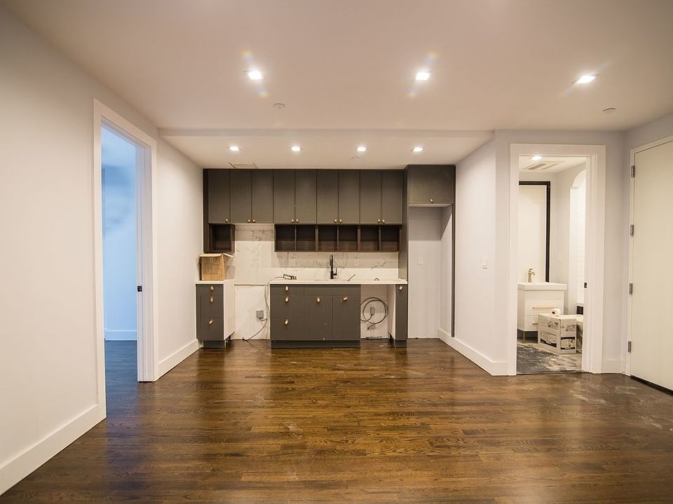 1st image of 379 Sumpter St #Rr1