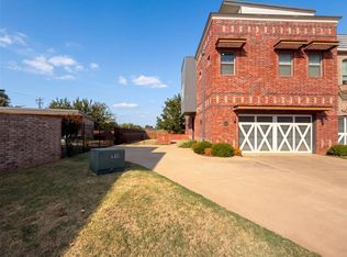 549 S Fretz Ave, Edmond, OK 73003