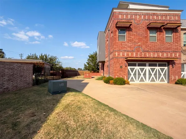 549 S Fretz Ave, Edmond, OK 73003