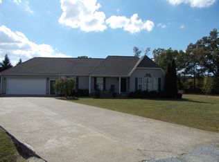 9 Roy Lynn Dr, Lawrenceburg, TN 38464