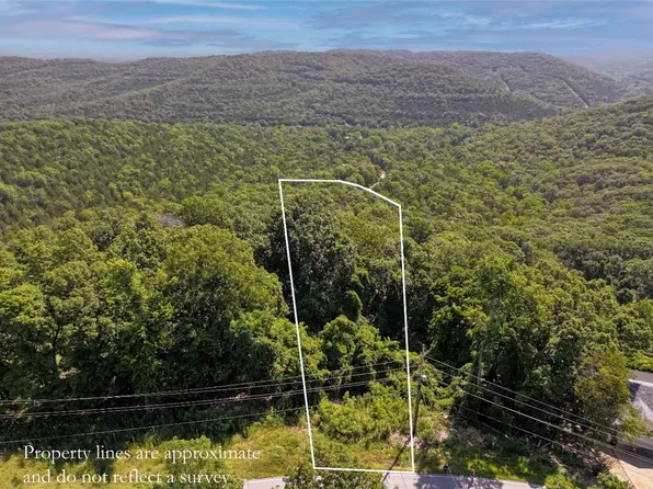 274 Holiday Island Dr #10, Eureka Springs, AR 72631