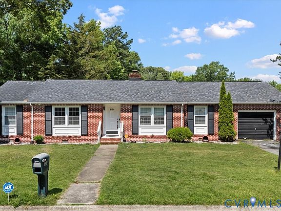 2nd image of 604 Smithfield Ave