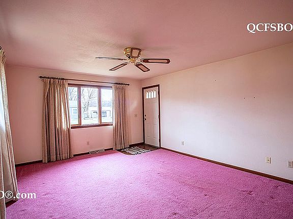 4th image of 1008 37th Ave