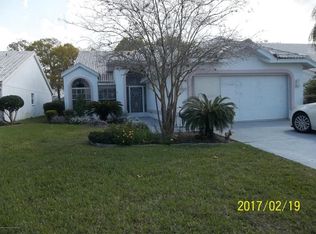 9292 French Quarters Cir, Weeki Wachee, FL 34613