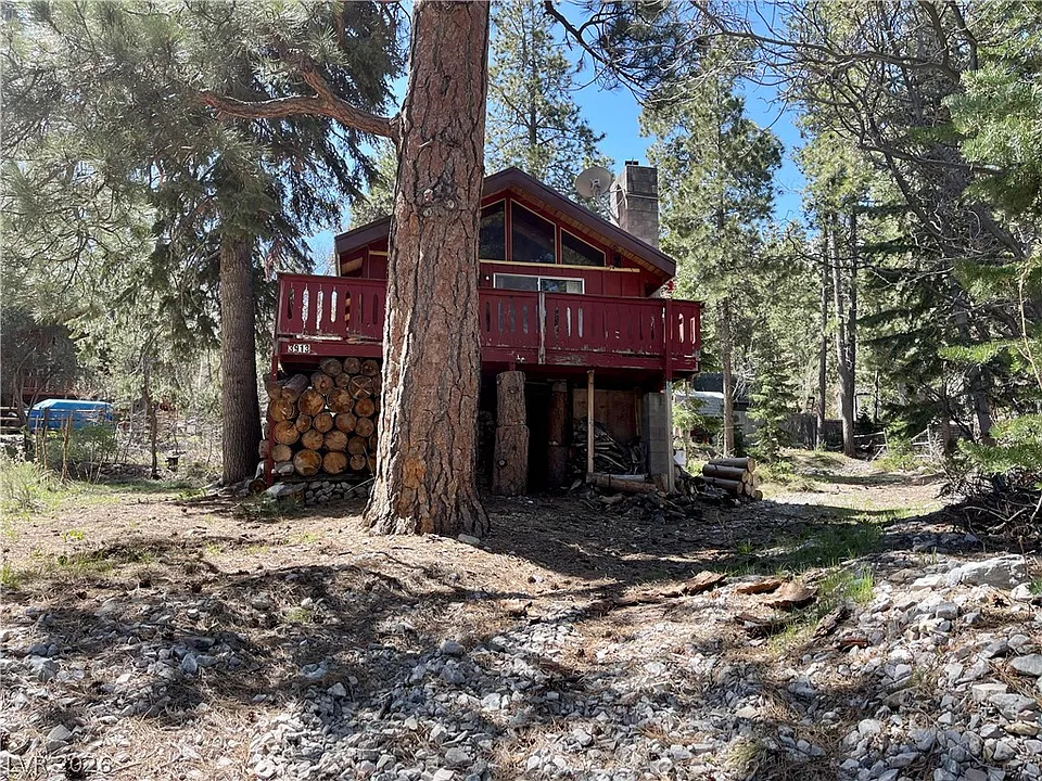 3913 Canyon Cir
