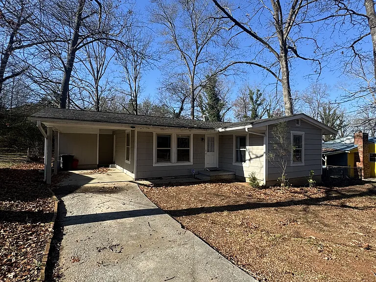 5205 Heather Ln — Photo 3