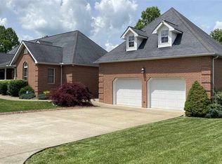 495 Hickory Ln, Lavalette, WV 25535