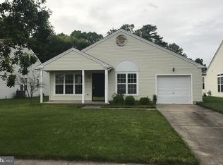 21 Carriage Stop Dr, Berlin, NJ 08009