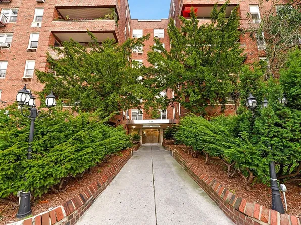 2727 Ocean Pkwy APT C27, Brooklyn, NY 11235