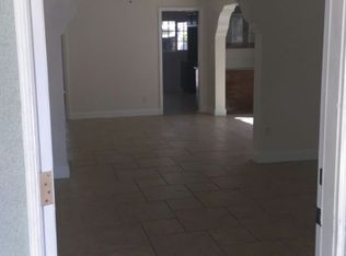 933 W 55th St, Los Angeles, CA 90037