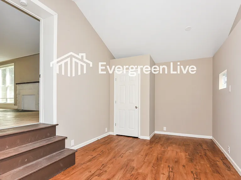 7515 Wayne Ave — Photo 6