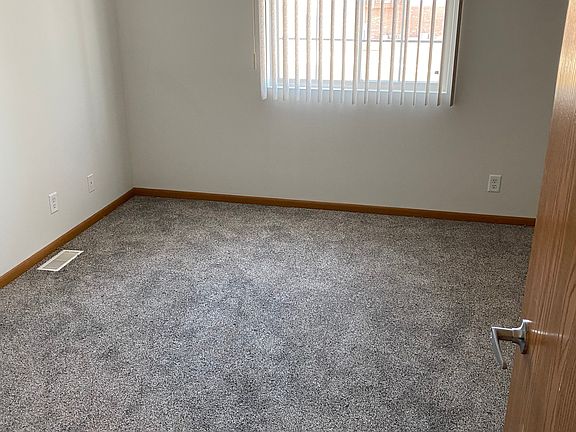 4th image of 1367 Lemna Ave APT 2