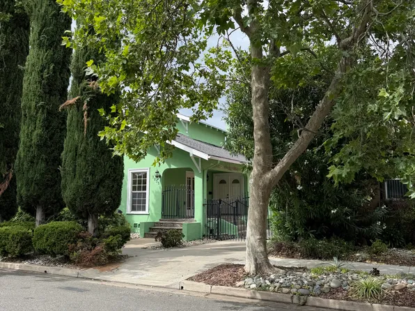 3235 T St, Sacramento, CA 95816