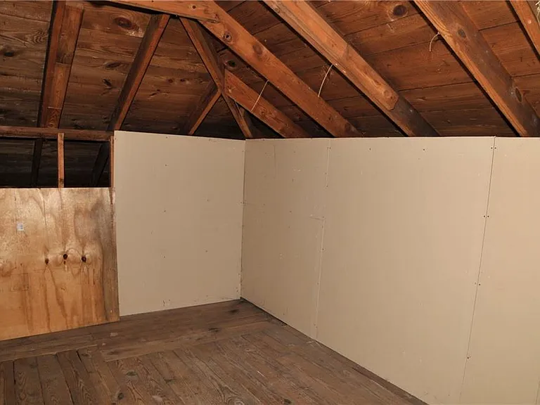 602 Sherwood Rd NE — Photo 20