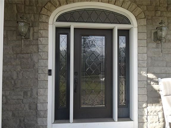 2nd image of 11 Craig Hill Dr