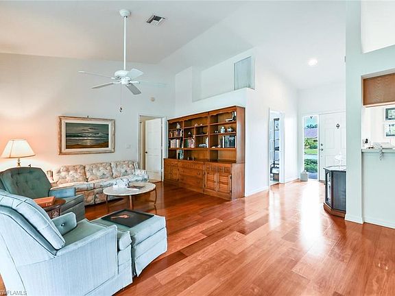 2nd image of 949 Charlemagne BLVD