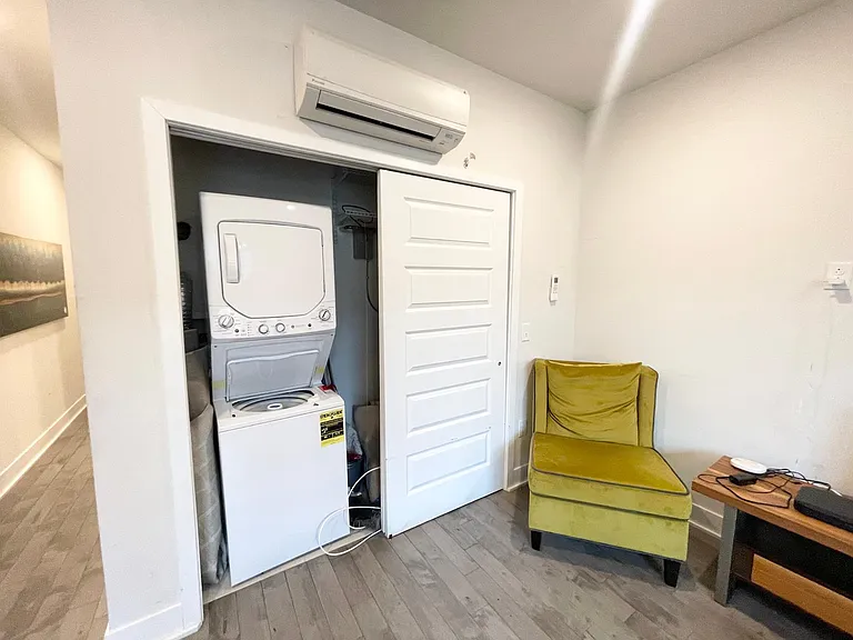 728 Market St #605 — Photo 31