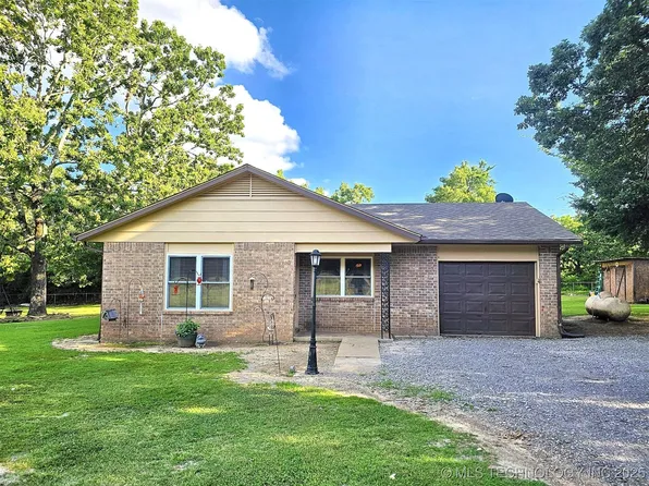 8663 W Rocky Top Rd, Fort Gibson, OK 74434