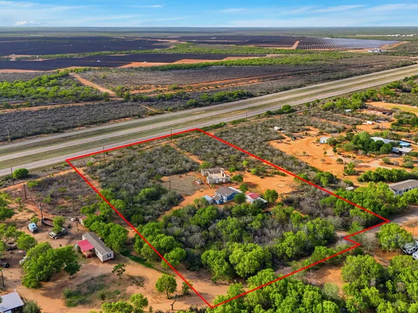 396 County Road 1100, Pearsall, TX 78061