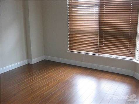 3rd image of 3530 Mystic Pointe Dr APT 203