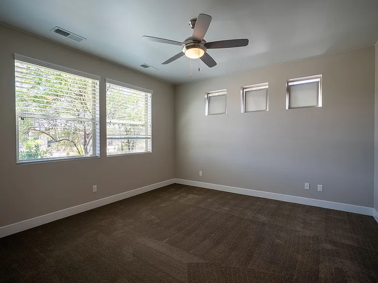 1504 W Shinnecock Dr — Photo 12