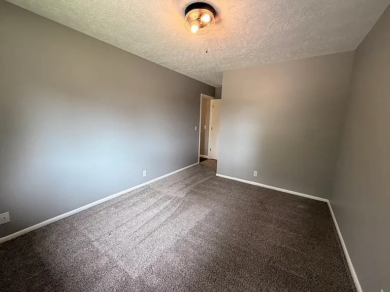2307 Brighton Dr — Photo 24