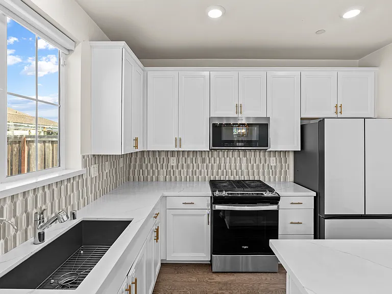 15699 Sierra Mar Rd — Photo 4