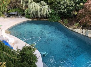 10 Stoney Brook Way, Morristown, NJ 07960