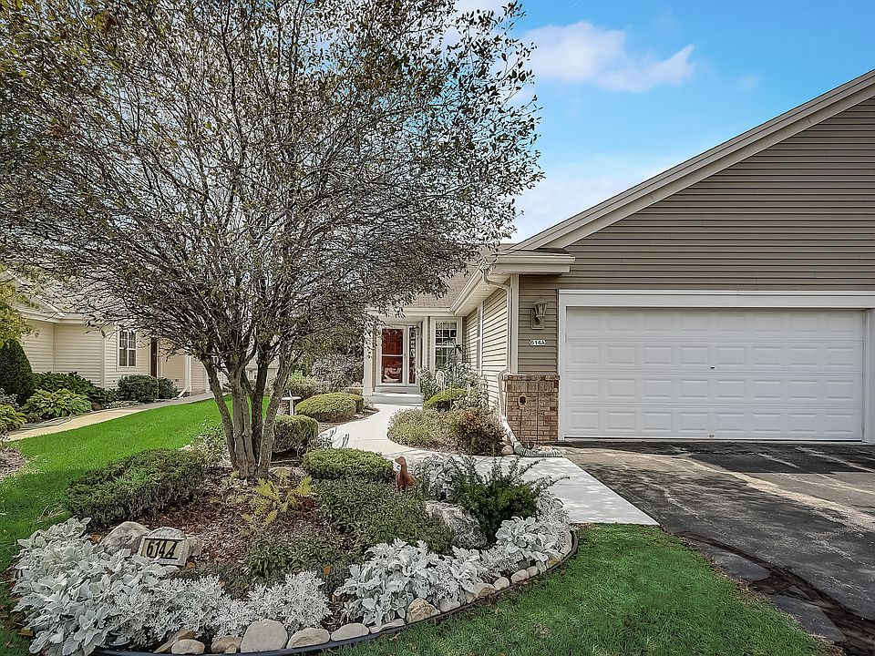 1st image of 614 Ravenwood Ct #A