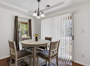 708 Inlet Quay APT B, Chesapeake, VA 23320