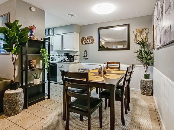 5th image of 219 W Ligustrum Dr #219