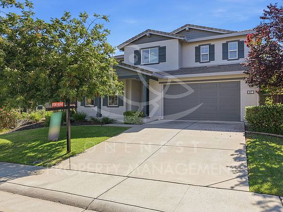 2nd image of 611 Open Range Ln